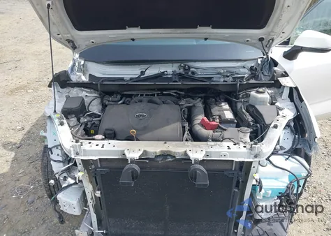 2021 Toyota Highlander Xle z USA, uszkodzony, nr VIN 5TDHZRBH7MS062420